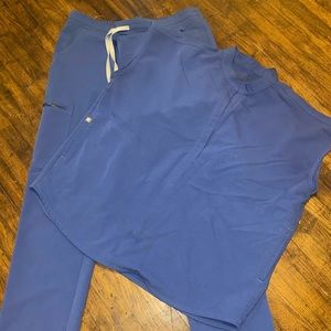 FIG scrub set size medium